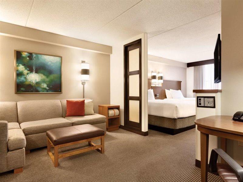 Comfort Suites Milwaukee West Kültér fotó