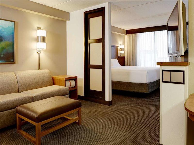 Comfort Suites Milwaukee West Kültér fotó