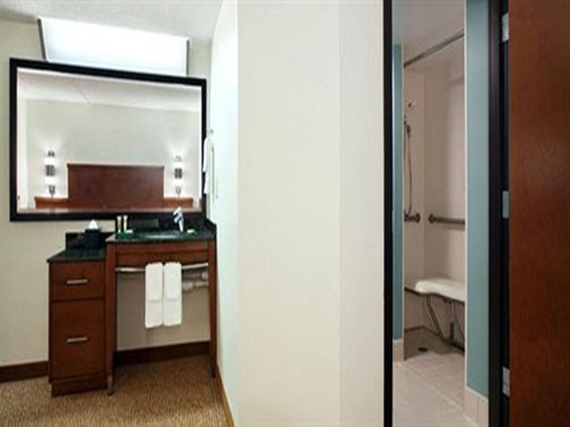 Comfort Suites Milwaukee West Kültér fotó